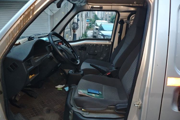 Used Wuling Zhiguang 2023 1.5L Utility Version with Enclosed Windows 2 Seats Left Rear Seat
