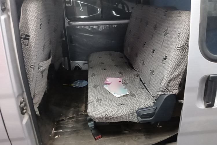 Used Wuling Zhiguang 2023 1.5L Practical Version 5/7 Seats Left Rear Seat