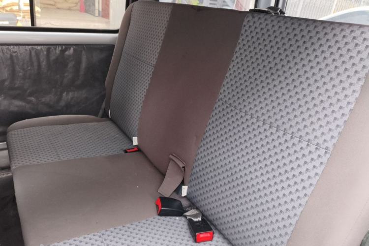 Used Wuling Zhiguang 2023 1.5L Practical Version 5/7 Seats Left Rear Seat