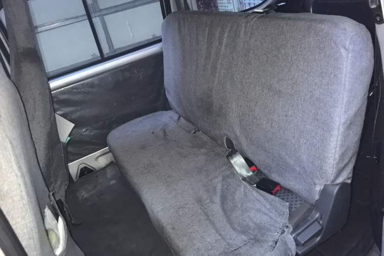 Used Wuling Zhiguang 2023 1.5L Practical Version 5/7 Seats Left Rear Seat