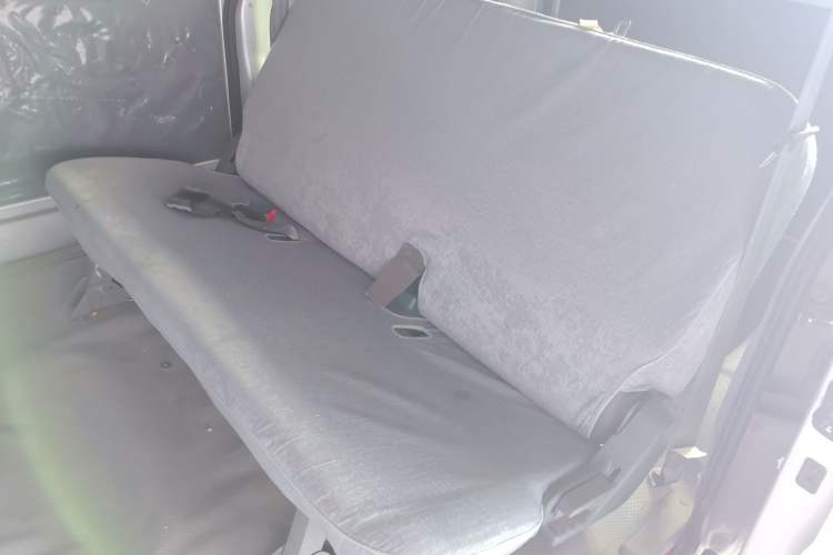Used Wuling Zhiguang 2023 1.5L Practical Version 5/7 Seats Left Rear Seat