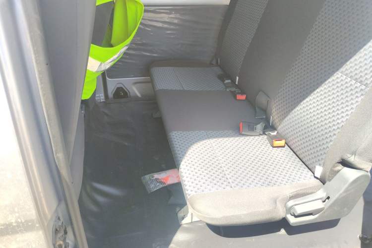 Used Wuling Zhiguang 2023 1.5L Practical Version 5/7 Seats Left Rear Seat