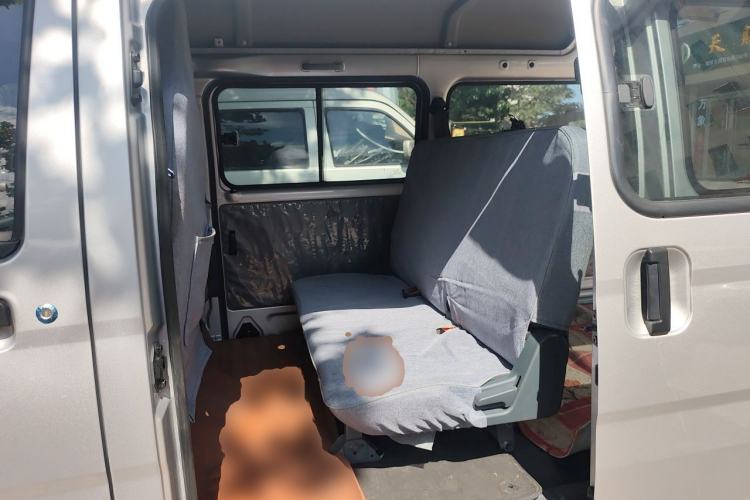Used Wuling Zhiguang 2023 1.5L Practical Version 5/7 Seats Left Rear Seat