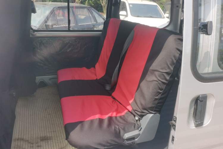 Used Wuling Zhiguang 2023 1.5L Practical Version 5/7 Seats Left Rear Seat