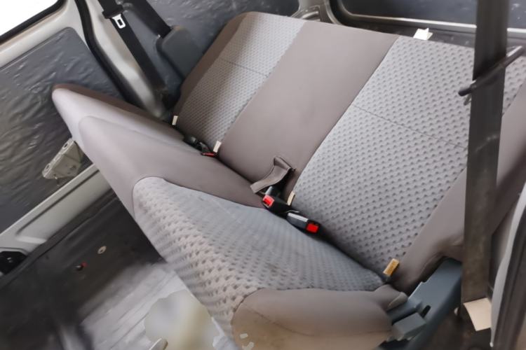 Used Wuling Zhiguang 2023 1.5L Practical Version 5/7 Seats Left Rear Seat