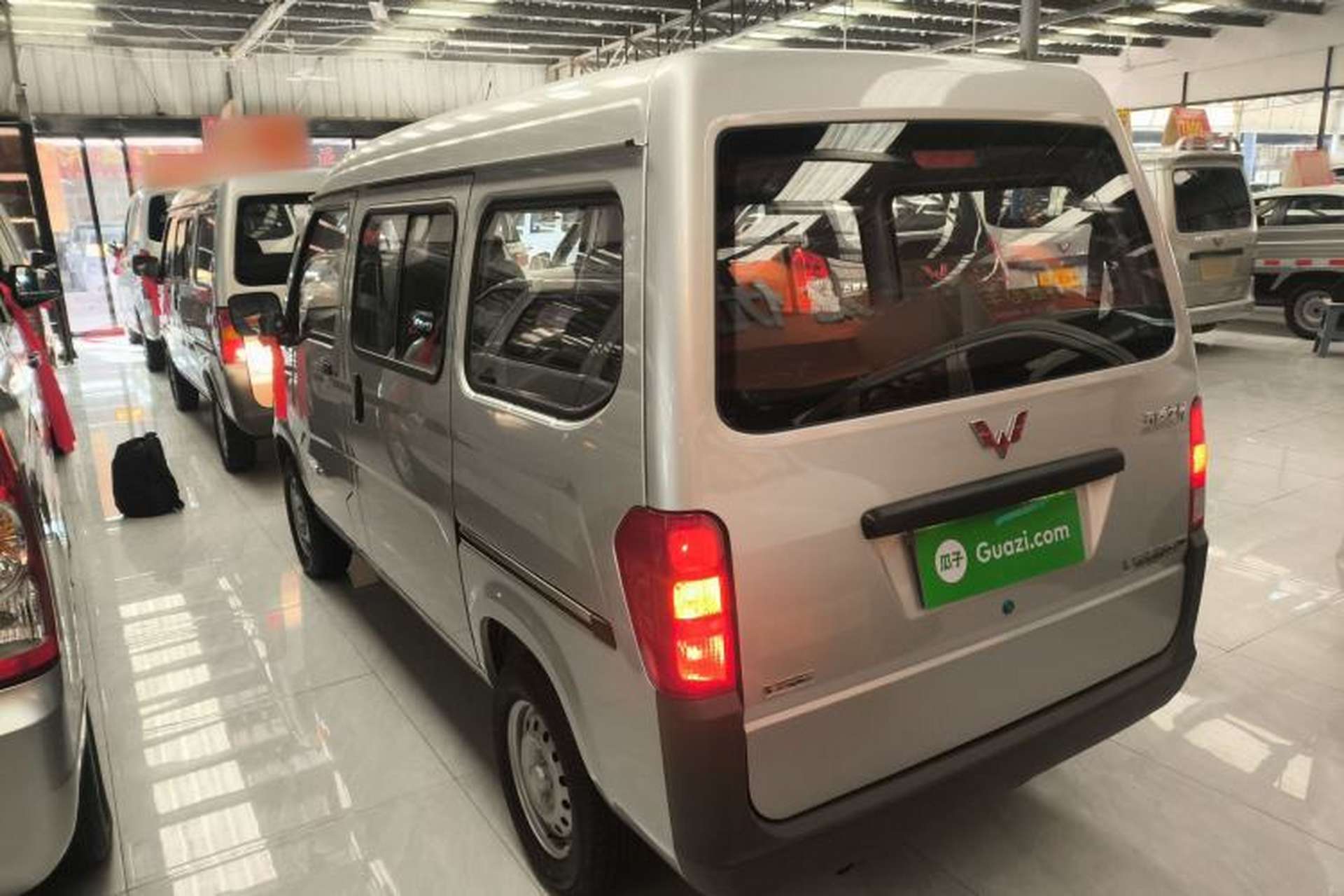 Used Wuling Zhiguang 2023 1.5L Practical Version 5/7 Seats Left Side