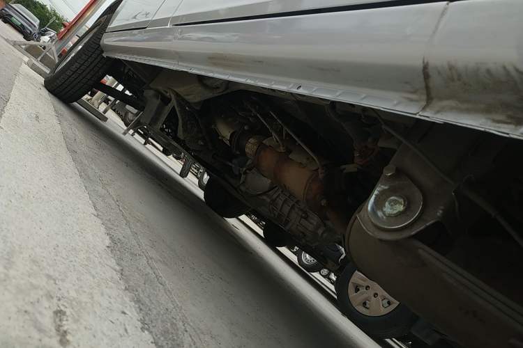 Used Wuling Zhiguang 2023 1.5L Practical Version 5/7 Seats Left Side Sill