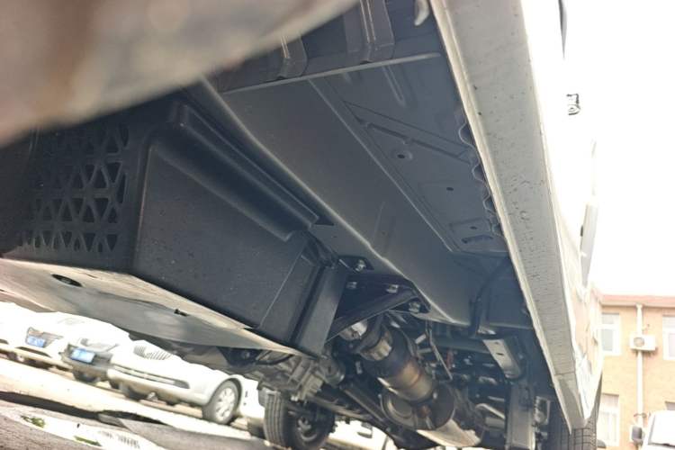Used Wuling Zhiguang 2023 1.5L Practical Version 5/7 Seats Left Side Sill