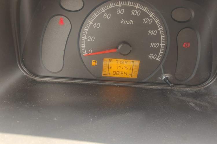 Used Wuling Zhiguang 2023 1.5L Practical Version 5/7 Seats Odometer Close Up
