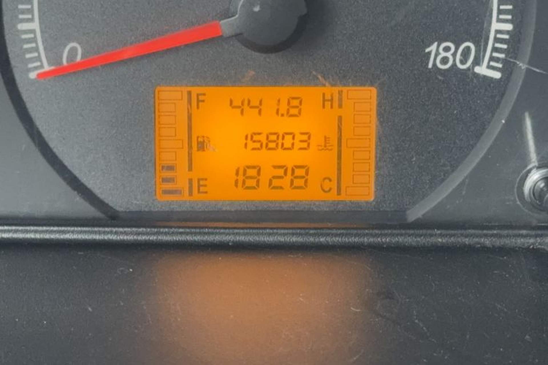 Used Wuling Zhiguang 2023 1.5L Practical Version 5/7 Seats Odometer Close Up