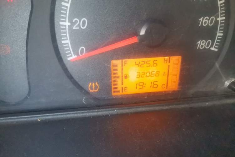Used Wuling Zhiguang 2023 1.5L Practical Version 5/7 Seats Odometer Close Up