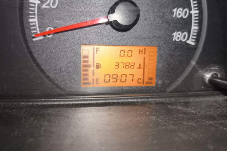 Used Wuling Zhiguang 2023 1.5L Practical Version 5/7 Seats Odometer Close Up
