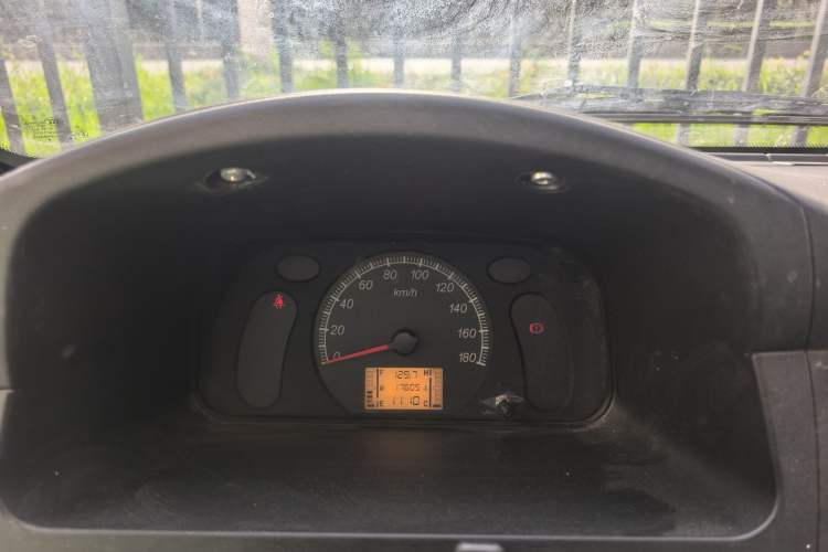 Used Wuling Zhiguang 2023 1.5L Practical Version 5/7 Seats Odometer Close Up