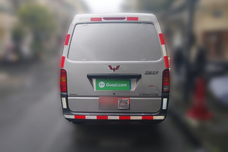 Used Wuling Zhiguang 2023 1.5L Utility Version with Enclosed Windows 2 Seats Rear
