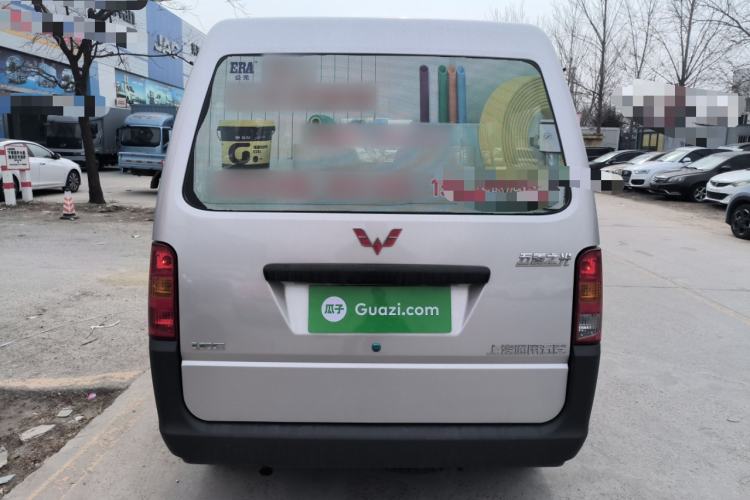 Used Wuling Zhiguang 2023 1.5L Practical Version 5/7 Seats Rear