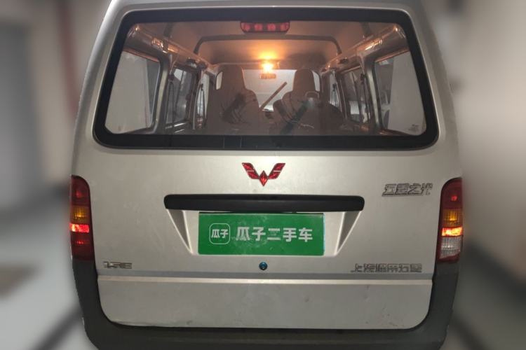 Used Wuling Zhiguang 2023 1.5L Practical Version 5/7 Seats Rear