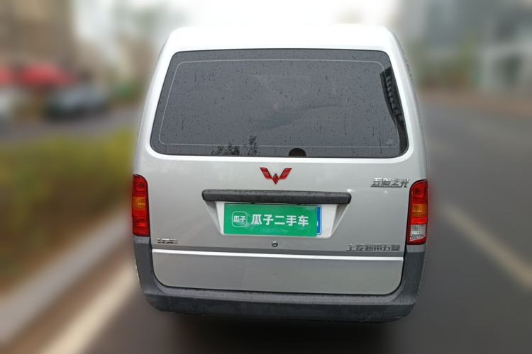 Used Wuling Zhiguang 2023 1.5L Practical Version 5/7 Seats Rear