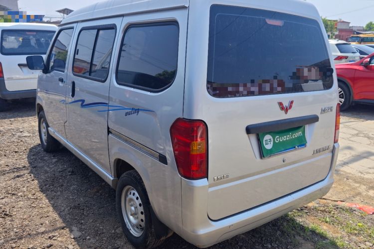 Used Wuling Zhiguang 2023 1.5L Practical Version 5/7 Seats Rear Left 45 Deg