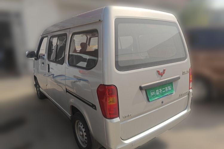 Used Wuling Zhiguang 2023 1.5L Practical Version 5/7 Seats Rear Left 45 Deg