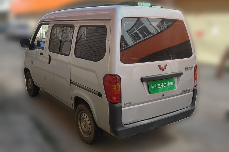 Used Wuling Zhiguang 2023 1.5L Practical Version 5/7 Seats Rear Left 45 Deg