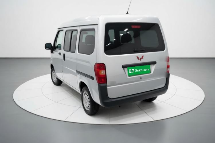 Used Wuling Zhiguang 2023 1.5L Practical Version 5/7 Seats Rear Left 45 Deg