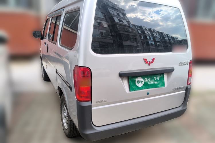 Used Wuling Zhiguang 2023 1.5L Practical Version 5/7 Seats Rear Left 45 Deg