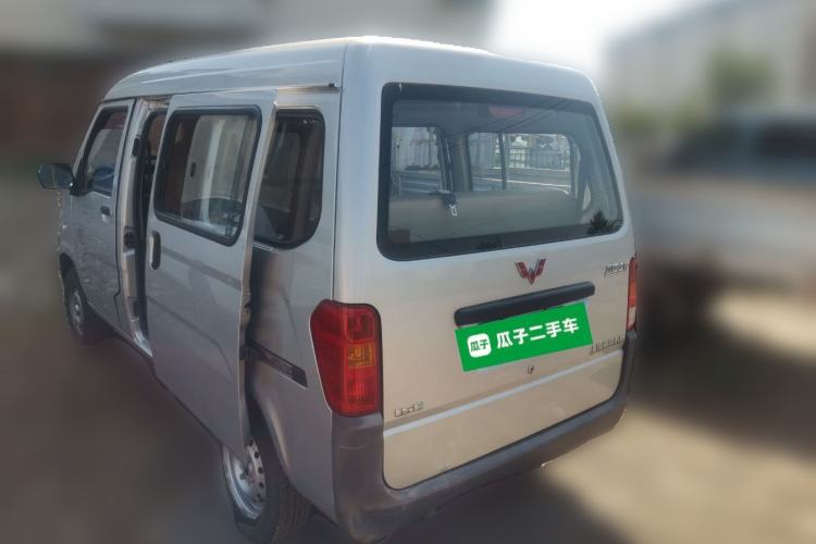 Used Wuling Zhiguang 2023 1.5L Practical Version 5/7 Seats Rear Left 45 Deg
