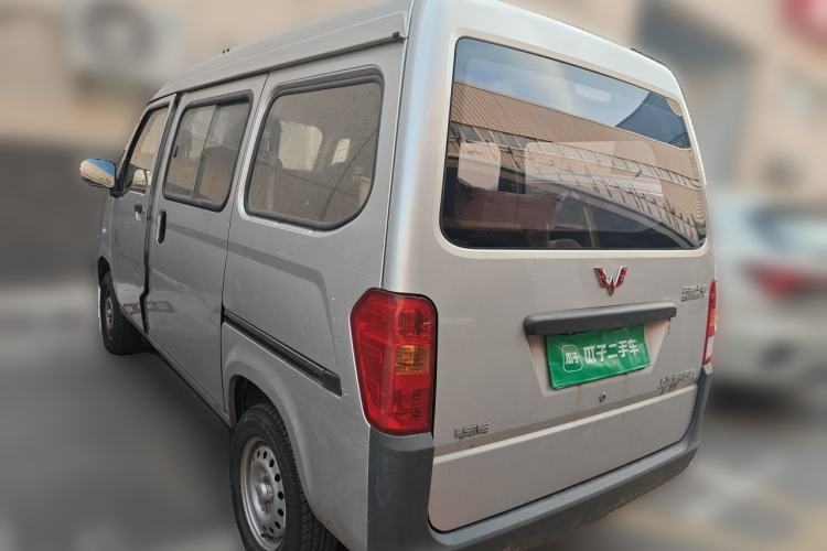 Used Wuling Zhiguang 2023 1.5L Practical Version 5/7 Seats Rear Left 45 Deg