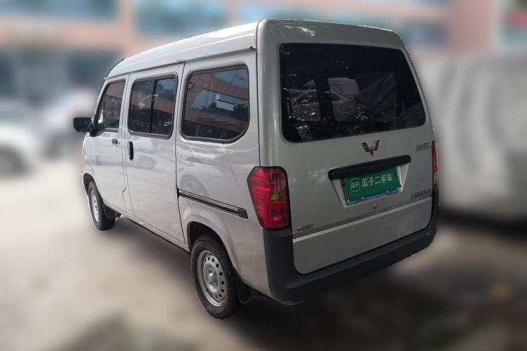 Used Wuling Zhiguang 2023 1.5L Practical Version 5/7 Seats Rear Left 45 Deg