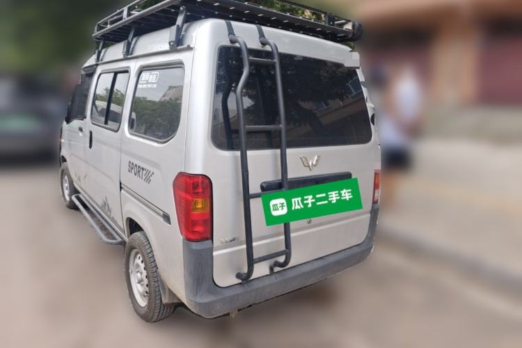 Used Wuling Zhiguang 2023 1.5L Practical Version 5/7 Seats Rear Left 45 Deg