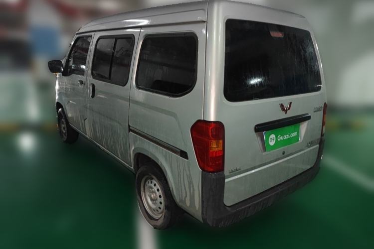 Used Wuling Zhiguang 2023 1.5L Practical Version 5/7 Seats Rear Left 45 Deg