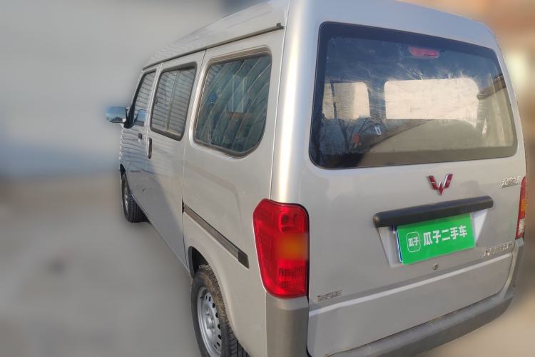 Used Wuling Zhiguang 2023 1.5L Practical Version 5/7 Seats Rear Left 45 Deg