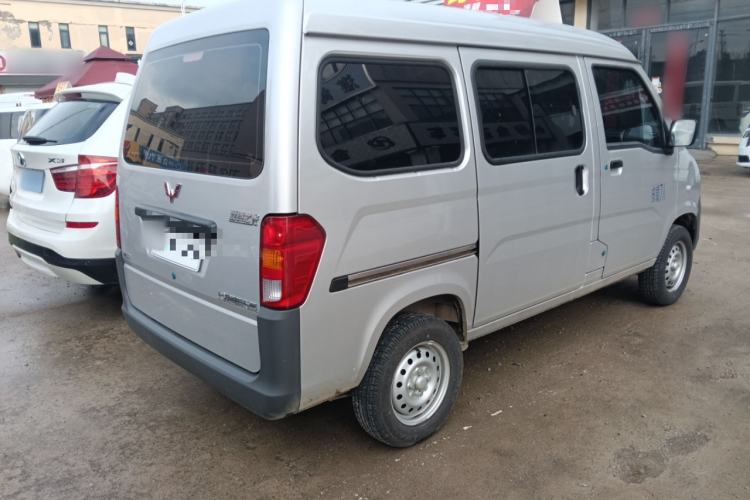 Used Wuling Zhiguang 2023 1.5L Practical Version 5/7 Seats Rear Right 45 Deg