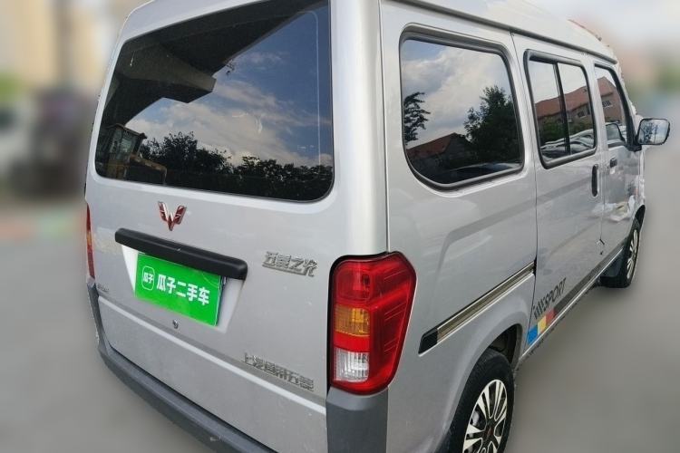 Used Wuling Zhiguang 2023 1.5L Practical Version 5/7 Seats Rear Right 45 Deg
