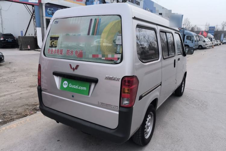 Used Wuling Zhiguang 2023 1.5L Practical Version 5/7 Seats Rear Right 45 Deg
