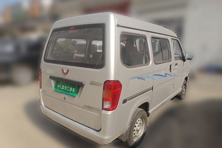 Used Wuling Zhiguang 2023 1.5L Practical Version 5/7 Seats Rear Right 45 Deg