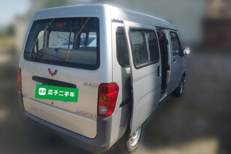 Used Wuling Zhiguang 2023 1.5L Practical Version 5/7 Seats Rear Right 45 Deg