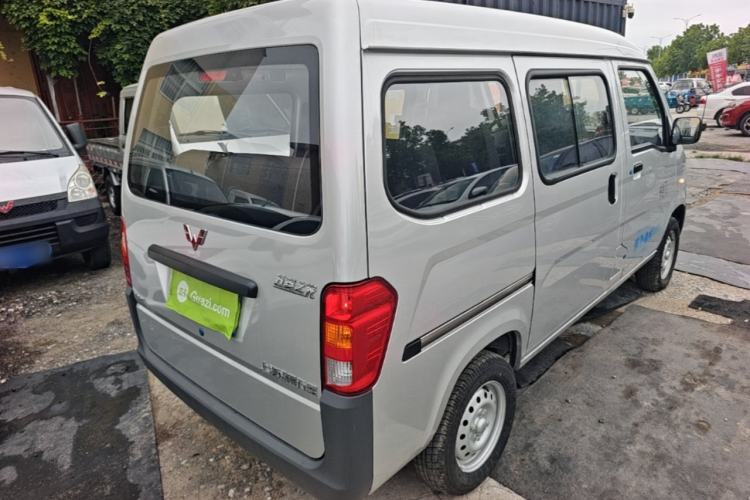 Used Wuling Zhiguang 2023 1.5L Practical Version 5/7 Seats Rear Right 45 Deg