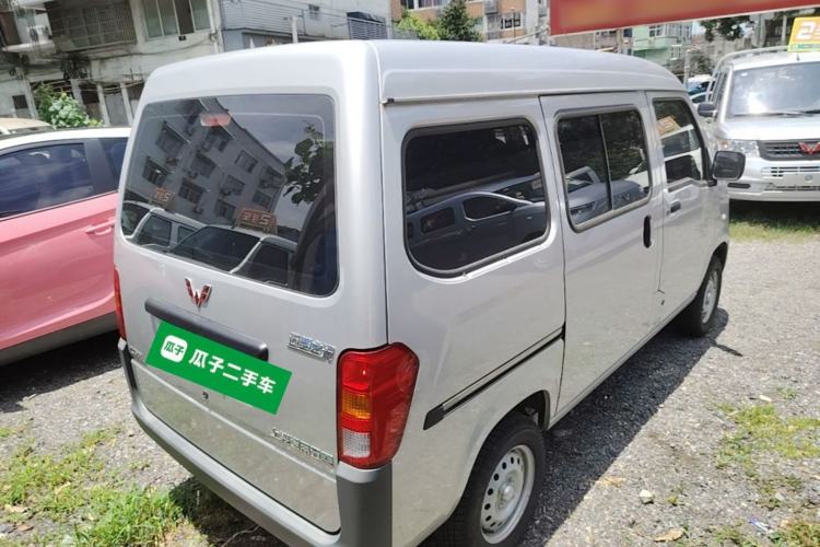 Used Wuling Zhiguang 2023 1.5L Practical Version 5/7 Seats Rear Right 45 Deg