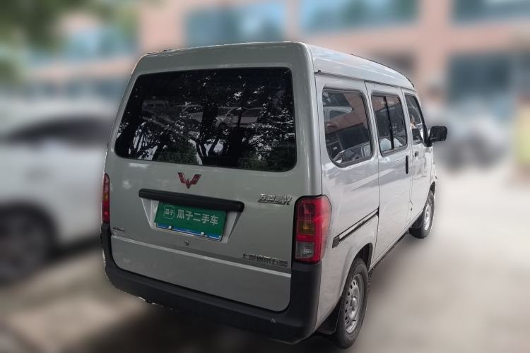 Used Wuling Zhiguang 2023 1.5L Practical Version 5/7 Seats Rear Right 45 Deg