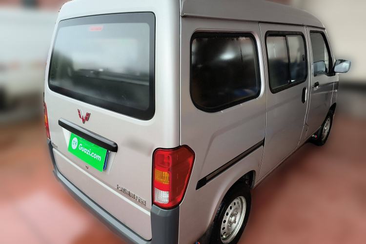 Used Wuling Zhiguang 2023 1.5L Practical Version 5/7 Seats Rear Right 45 Deg