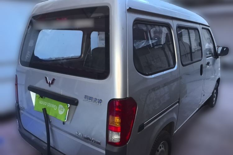 Used Wuling Zhiguang 2023 1.5L Practical Version 5/7 Seats Rear Right 45 Deg