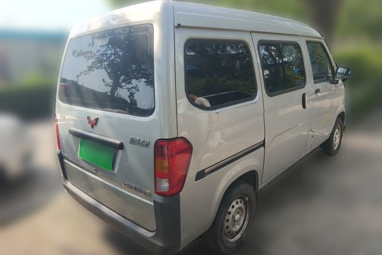 Used Wuling Zhiguang 2023 1.5L Practical Version 5/7 Seats Rear Right 45 Deg
