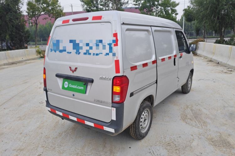 Used Wuling Zhiguang 2023 1.5L Utility Version with Enclosed Windows 2 Seats Rear Right 45 Deg