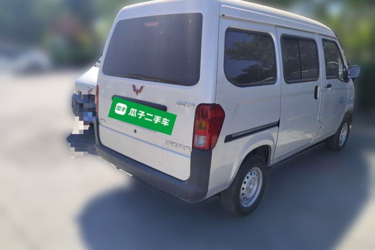 Used Wuling Zhiguang 2023 1.5L Practical Version 5/7 Seats Rear Right 45 Deg