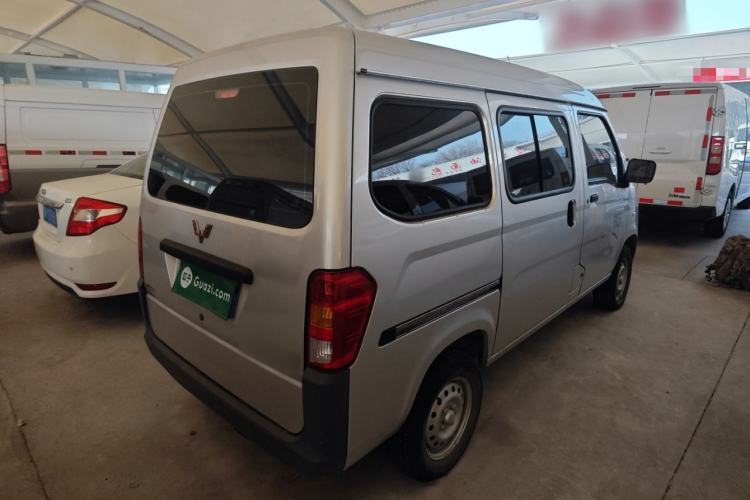 Used Wuling Zhiguang 2023 1.5L Practical Version 5/7 Seats Rear Right 45 Deg