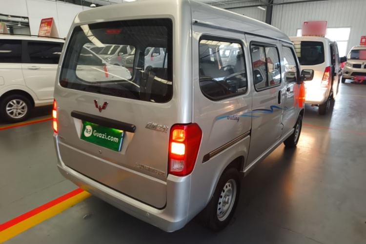 Used Wuling Zhiguang 2023 1.5L Practical Version 5/7 Seats Rear Right 45 Deg