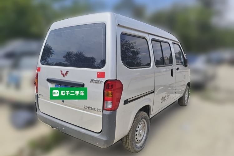 Used Wuling Zhiguang 2023 1.5L Practical Version 5/7 Seats Rear Right 45 Deg