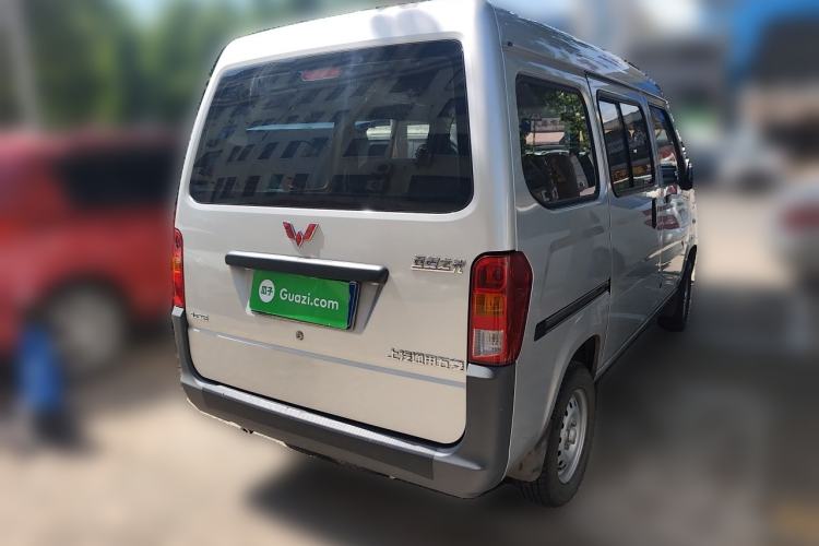 Used Wuling Zhiguang 2023 1.5L Practical Version 5/7 Seats Rear Right 45 Deg