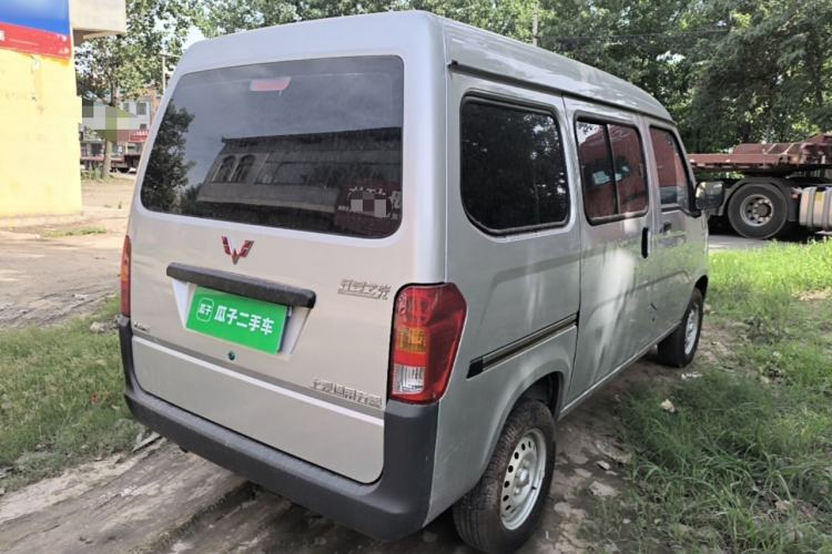 Used Wuling Zhiguang 2023 1.5L Practical Version 5/7 Seats Rear Right 45 Deg